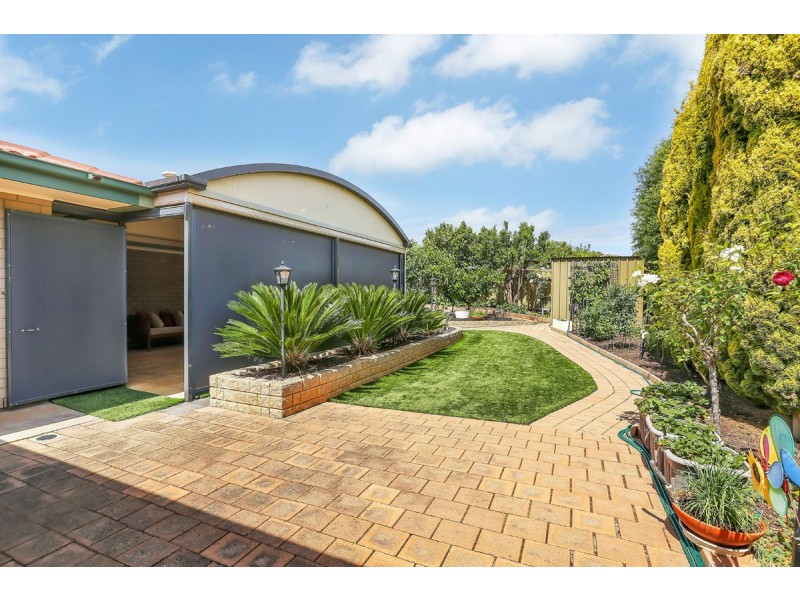 19 Glenbrae Close, Wynn Vale SA 5127