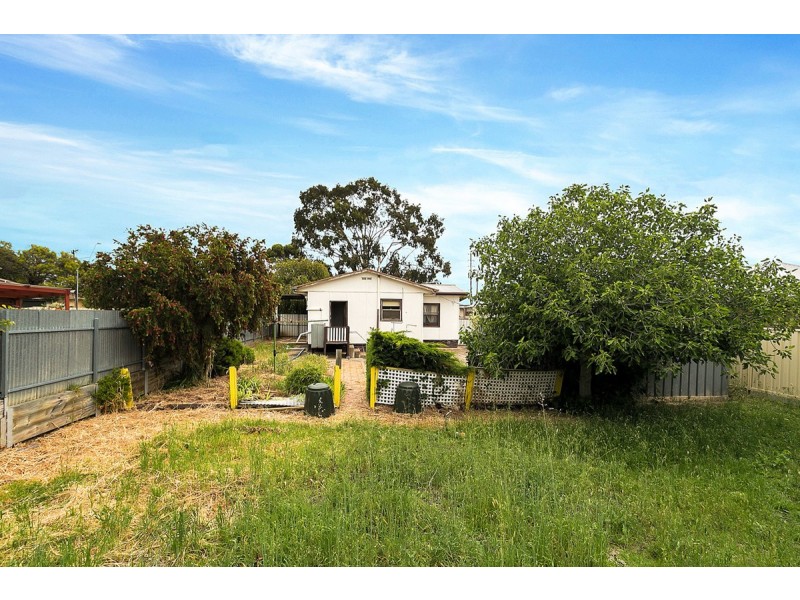 1 Dunedin Avenue, Hillcrest SA 5086