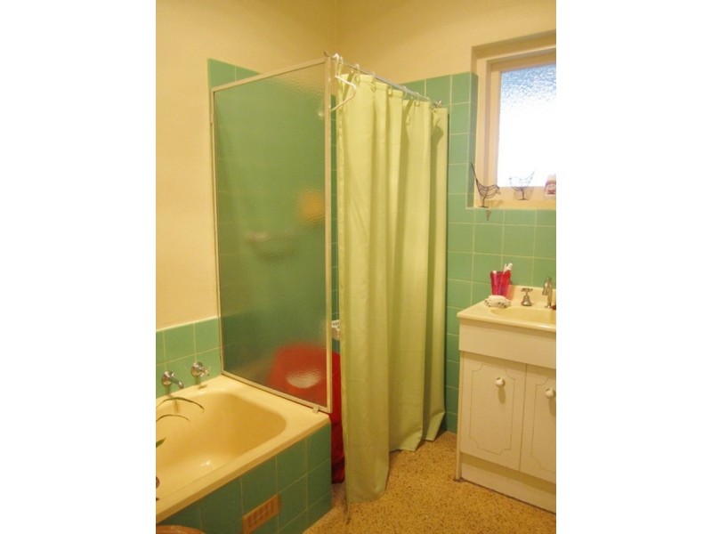 3 Price Avenue, Klemzig SA 5087