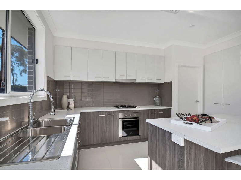 15B Sutcliffe Road, Greenacres SA 5086