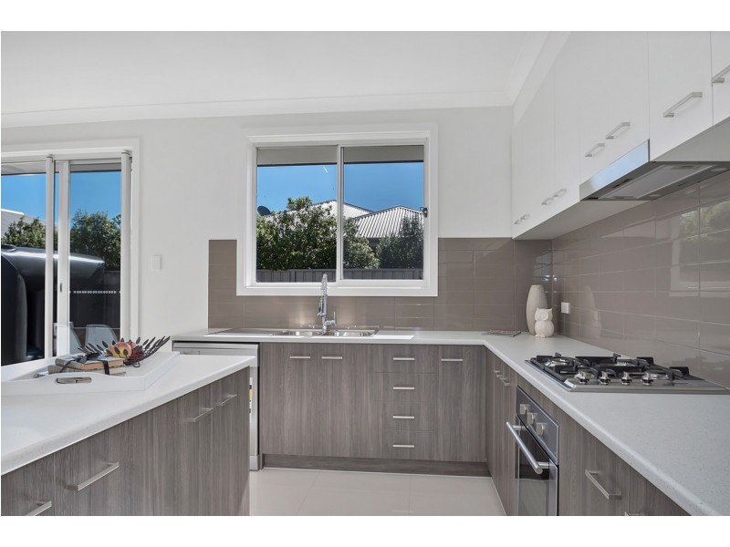 15B Sutcliffe Road, Greenacres SA 5086