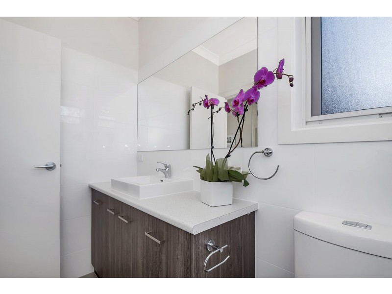 15B Sutcliffe Road, Greenacres SA 5086