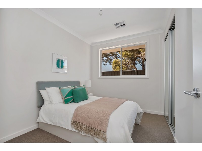 15B Sutcliffe Road, Greenacres SA 5086