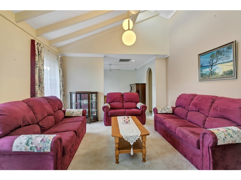 21 Abercrombie Crescent, St Agnes SA 5097