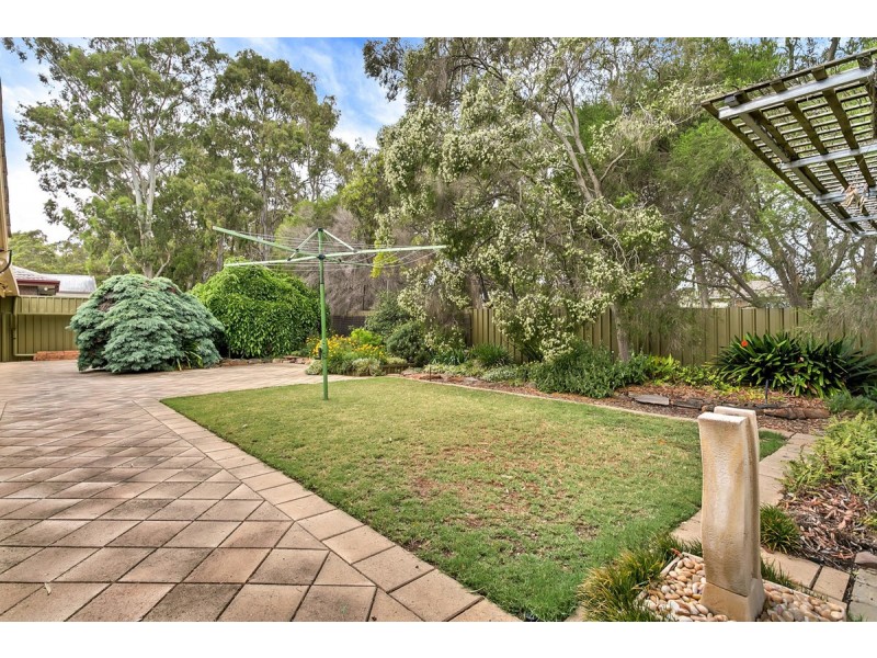 21 Abercrombie Crescent, St Agnes SA 5097