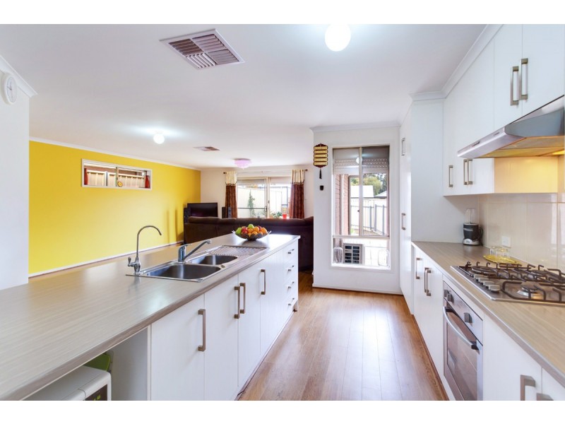 21 Burman Avenue, Gilles Plains SA 5086