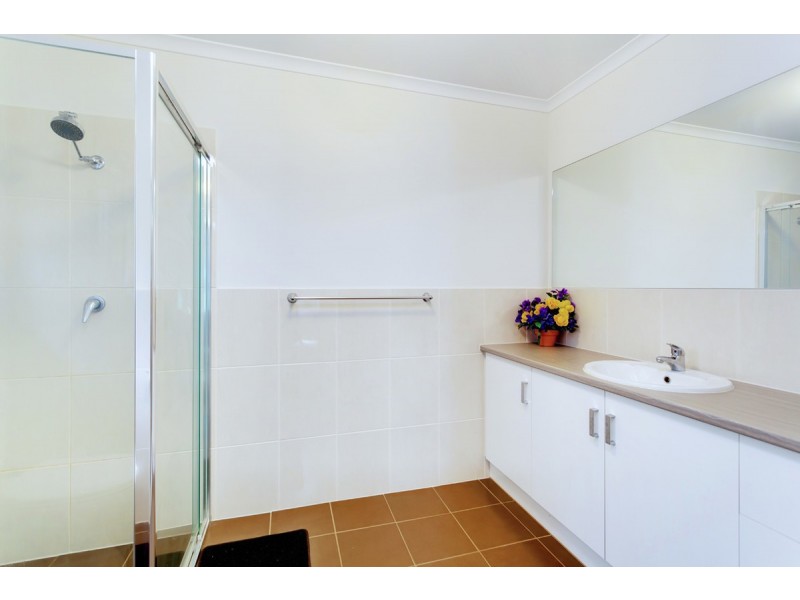21 Burman Avenue, Gilles Plains SA 5086