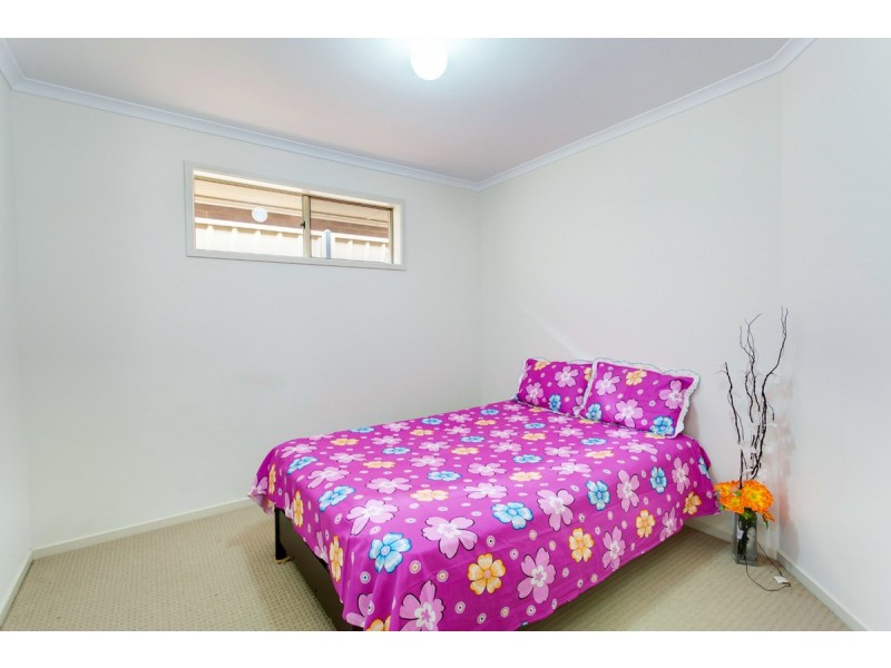21 Burman Avenue, Gilles Plains SA 5086