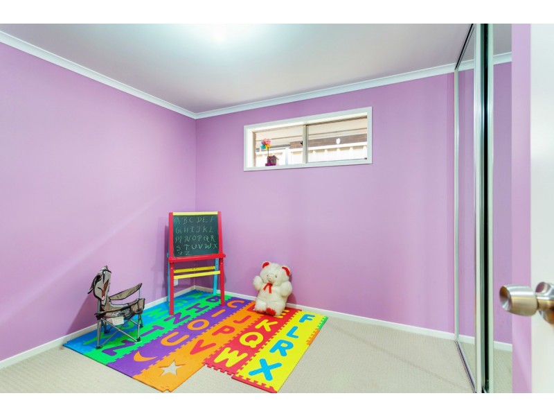 21 Burman Avenue, Gilles Plains SA 5086