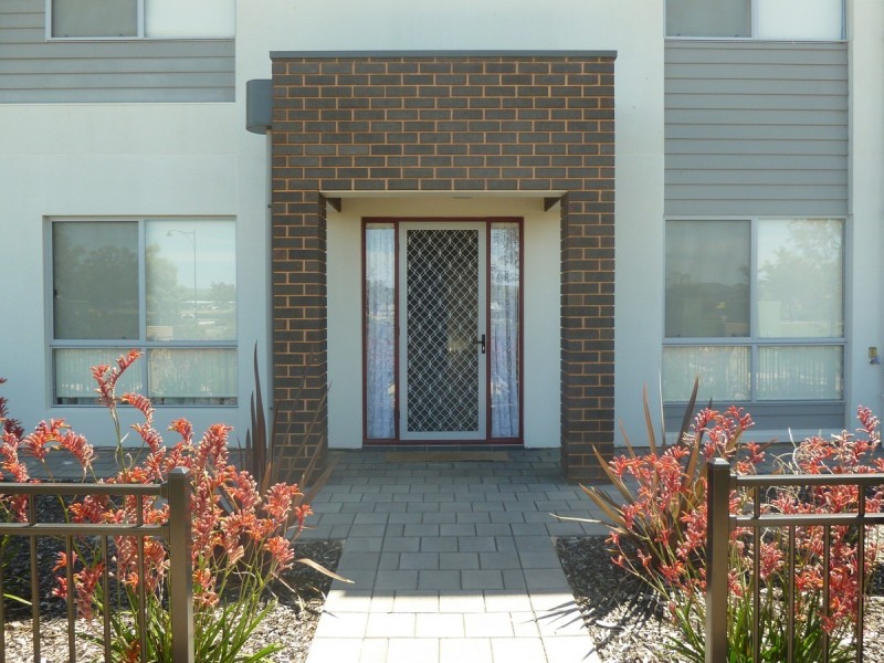 4 Eden Lane, Andrews Farm SA 5114