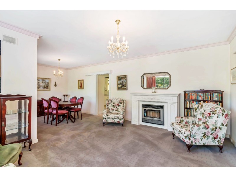 12 Cambridge Street, Vale Park SA 5081