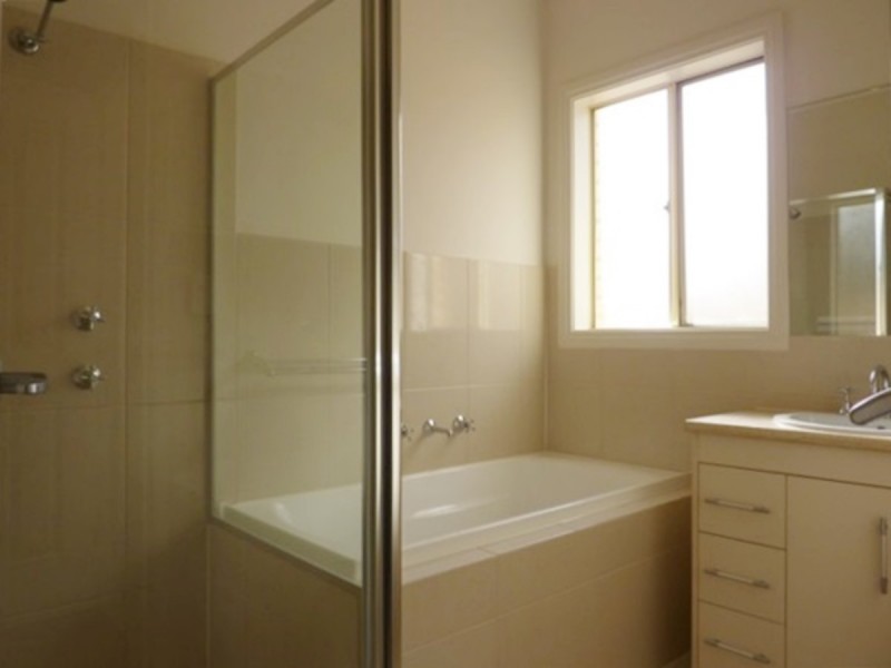 16 Vasey Street, Greenacres SA 5086