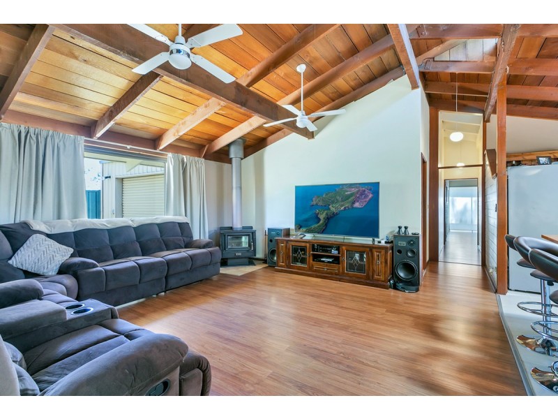 1 Nunyah Drive, Banksia Park SA 5091