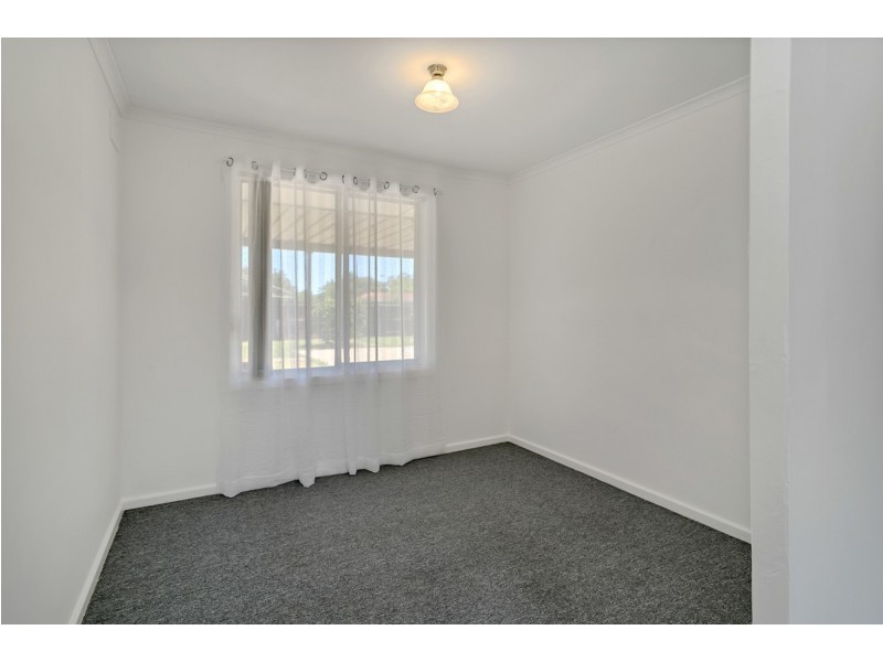 128 McKenzie Road, Elizabeth Downs SA 5113