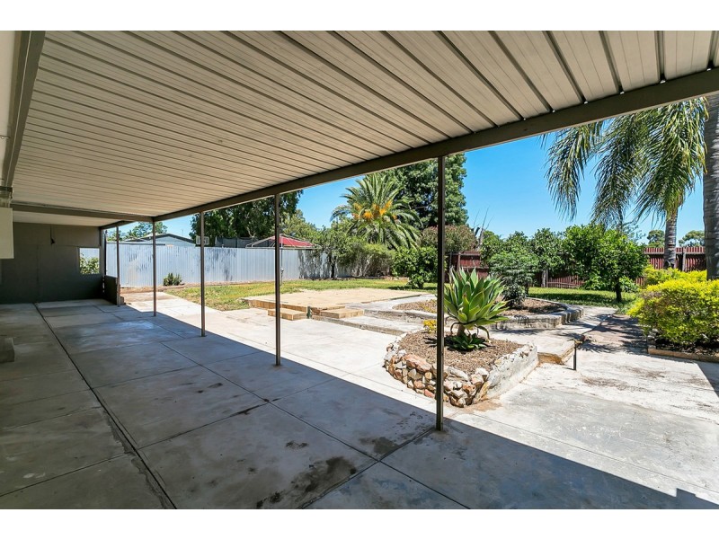 128 McKenzie Road, Elizabeth Downs SA 5113