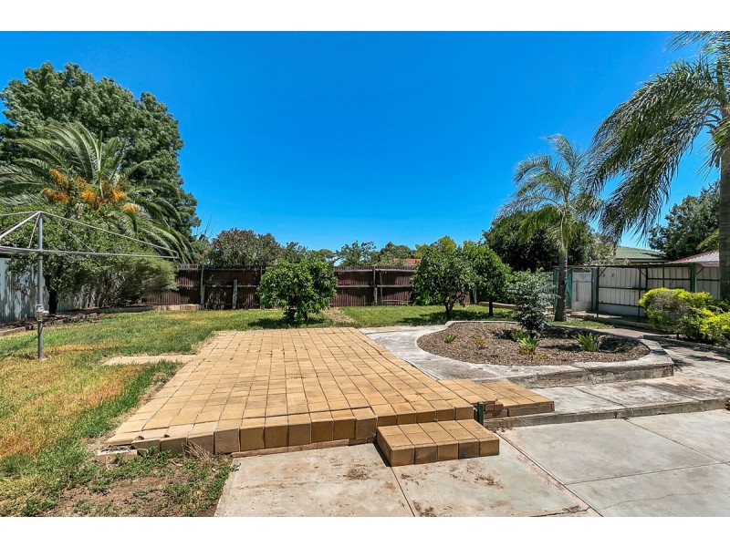 128 McKenzie Road, Elizabeth Downs SA 5113