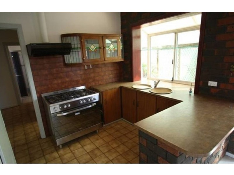 34 Pamela Drive, Para Hills SA 5096