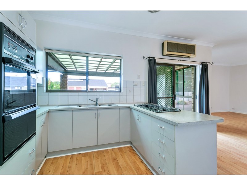 8 Primrose Avenue, Paradise SA 5075