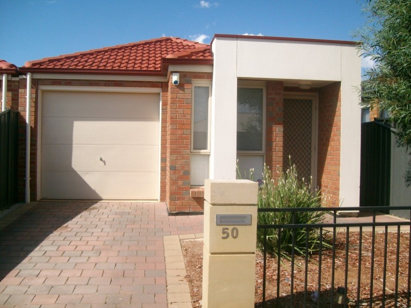 50 St Lawrence Avenue, Andrews Farm SA 5114