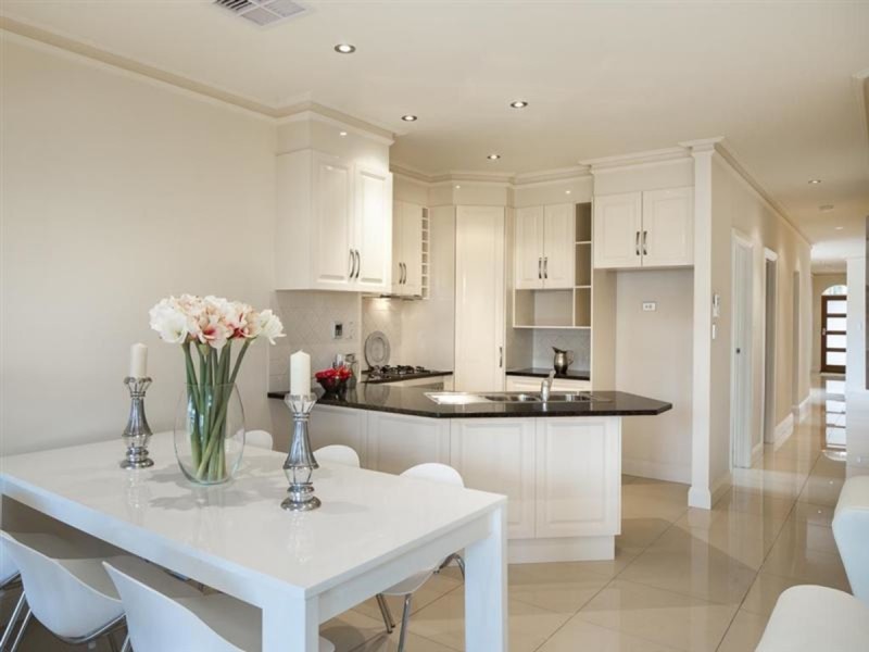 25 Hobart Road, Henley Beach South SA 5022