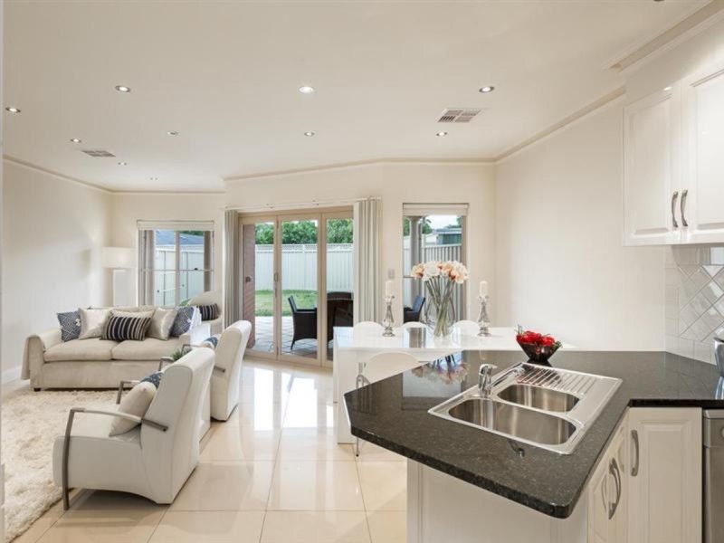 25 Hobart Road, Henley Beach South SA 5022