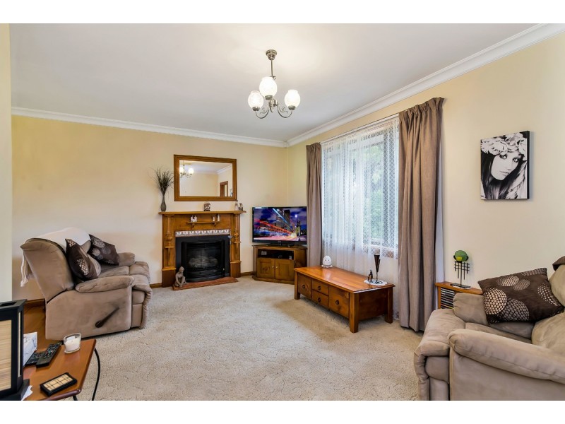 9 Lowan Drive, Ingle Farm SA 5098