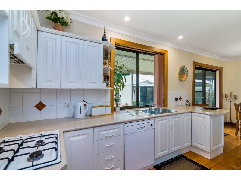 9 Lowan Drive, Ingle Farm SA 5098