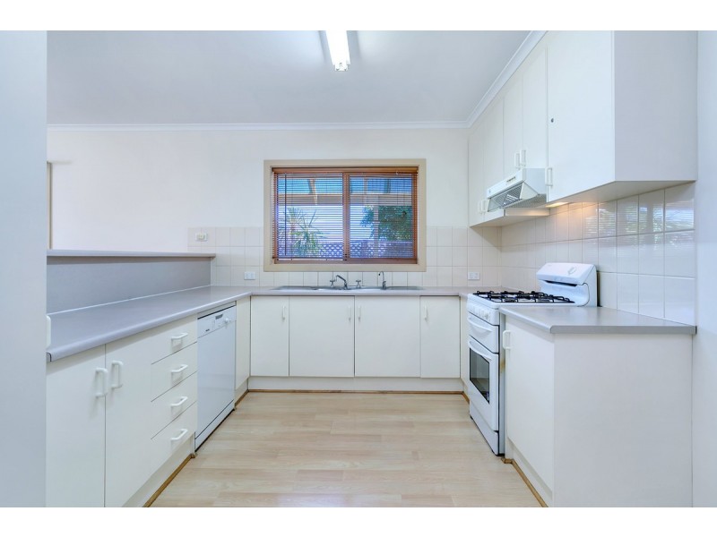 4 Robinson Place, Enfield SA 5085