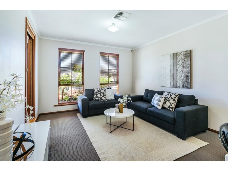 35 Pantowora Drive, Hope Valley SA 5090