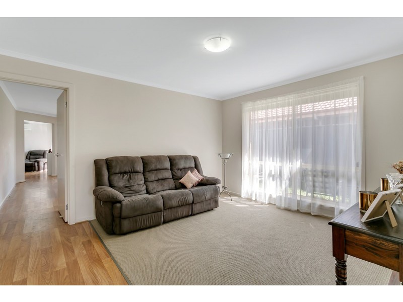 27 St Germain Avenue, Andrews Farm SA 5114