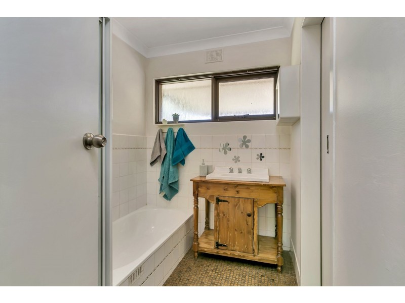 17 Nioka Road, Dernancourt SA 5075