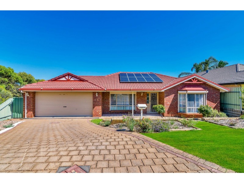 32 Saddle Crescent, Walkley Heights SA 5098