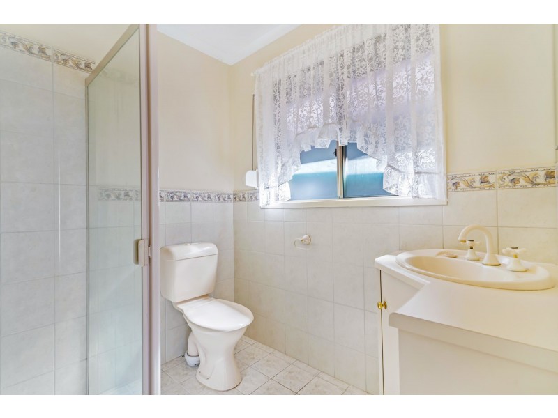 32 Saddle Crescent, Walkley Heights SA 5098