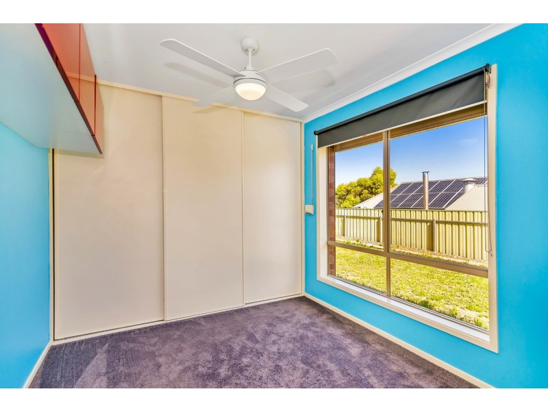 32 Saddle Crescent, Walkley Heights SA 5098