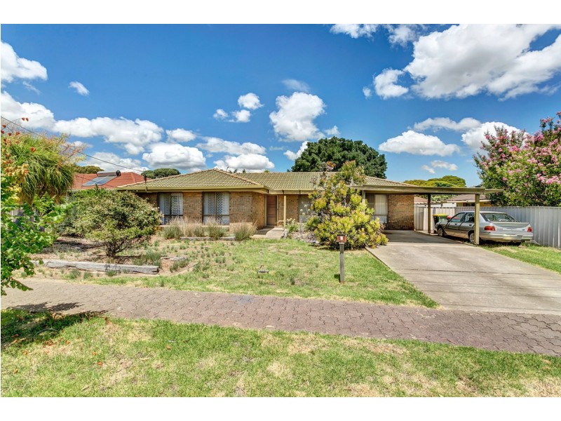 9 Lorraine Avenue, Para Vista SA 5093