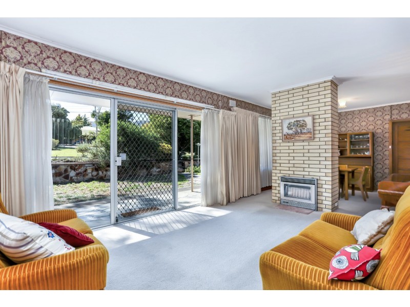 8 Bruce Avenue, Rostrevor SA 5073