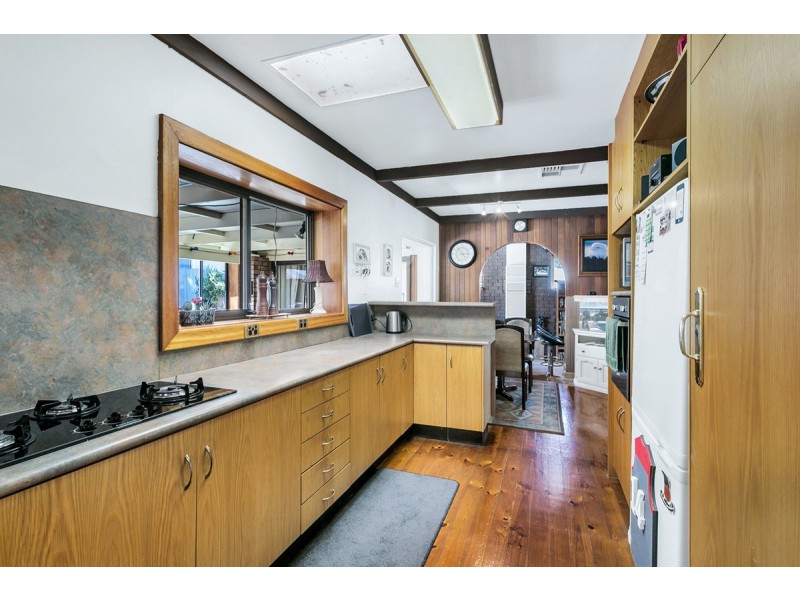 7 Leane Avenue, Ridgehaven SA 5097