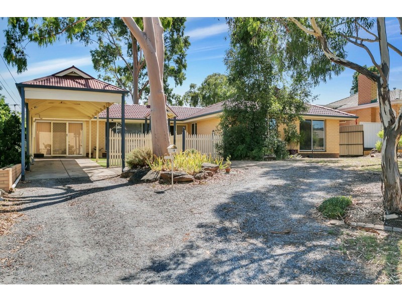 16 Whiting Road, St Agnes SA 5097