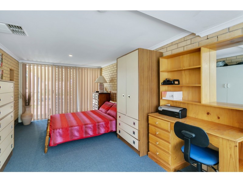 16 Whiting Road, St Agnes SA 5097