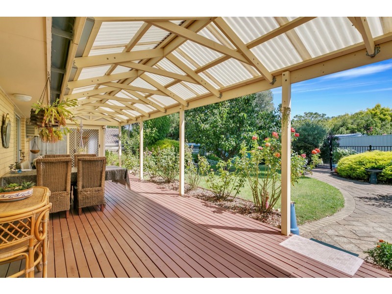 16 Whiting Road, St Agnes SA 5097
