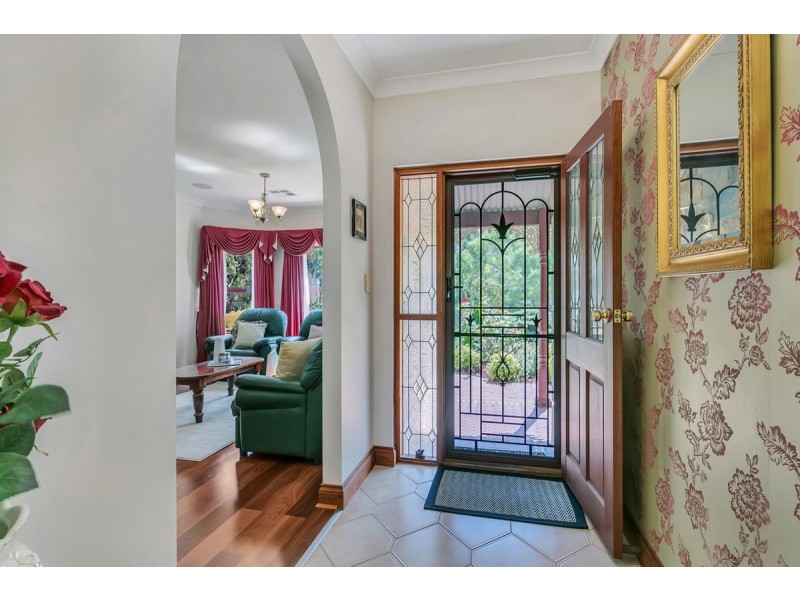 11 St Buryan Crescent, Golden Grove SA 5125