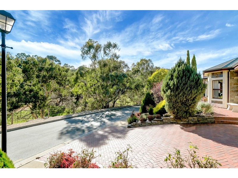 11 St Buryan Crescent, Golden Grove SA 5125