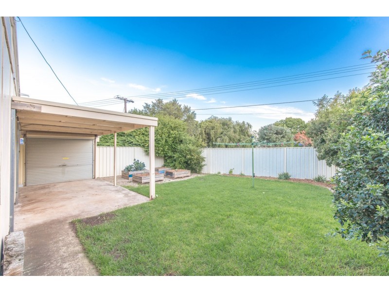 21 Birdwood Road, Greenacres SA 5086
