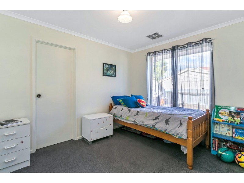1 Macquarie Avenue, Hillcrest SA 5086