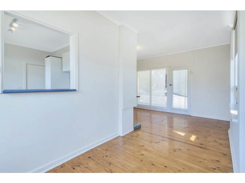 98 Fairfield Road, Elizabeth South SA 5112