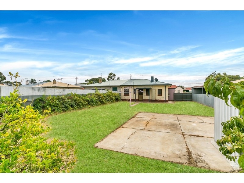 11 Cromwell Road, Kilburn SA 5084