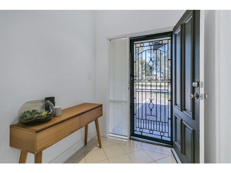 16A Manoora Street, Greenacres SA 5086