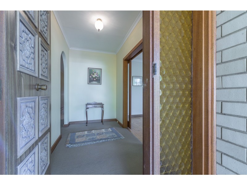 24 Doreen Street, Vale Park SA 5081