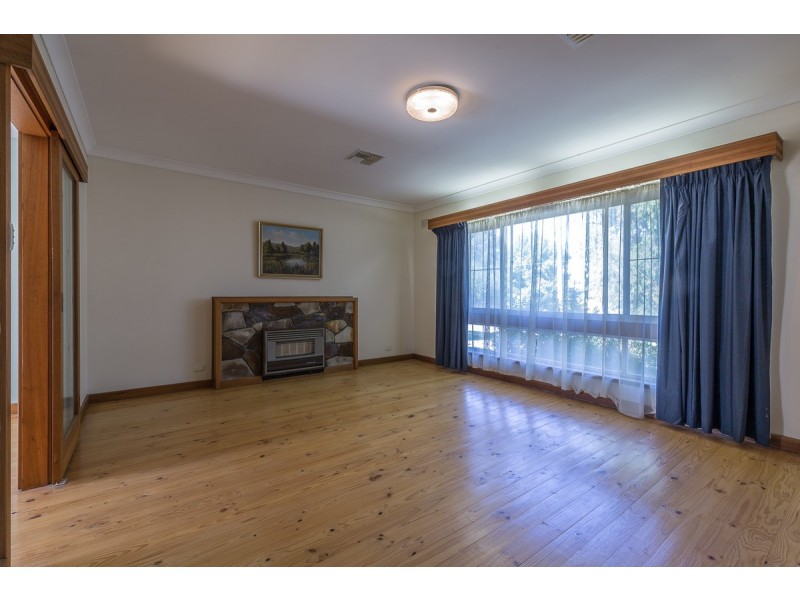 24 Doreen Street, Vale Park SA 5081