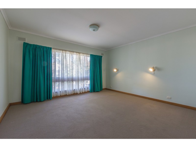 24 Doreen Street, Vale Park SA 5081